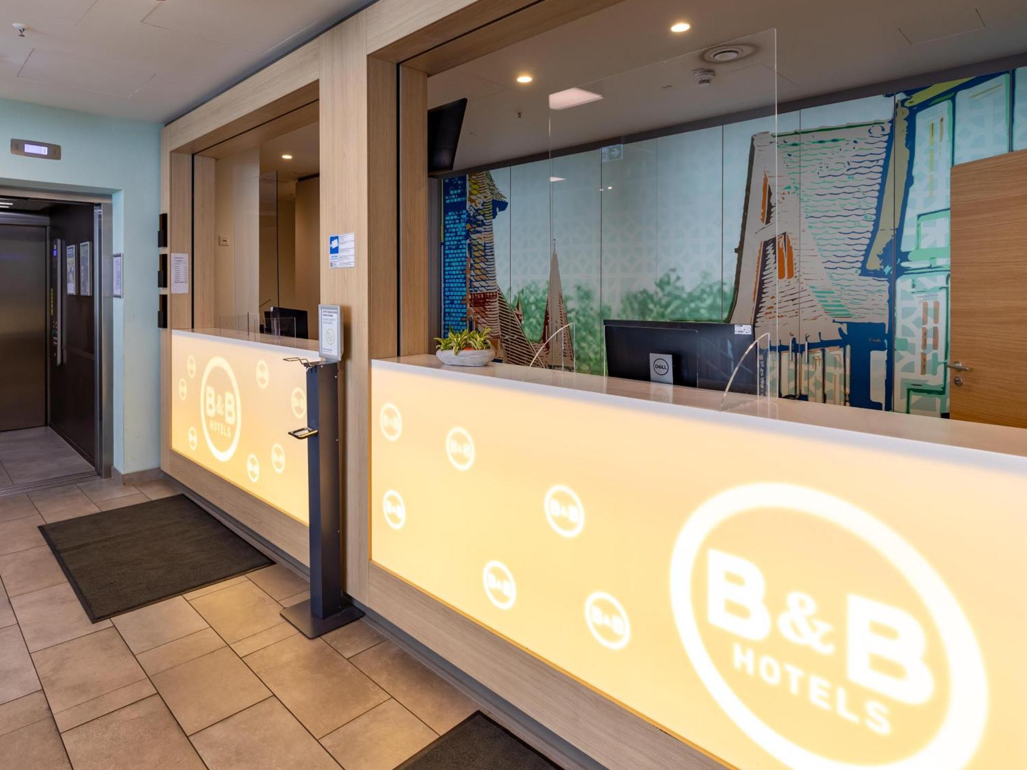 B&B Hotel Marburg Exteriör bild